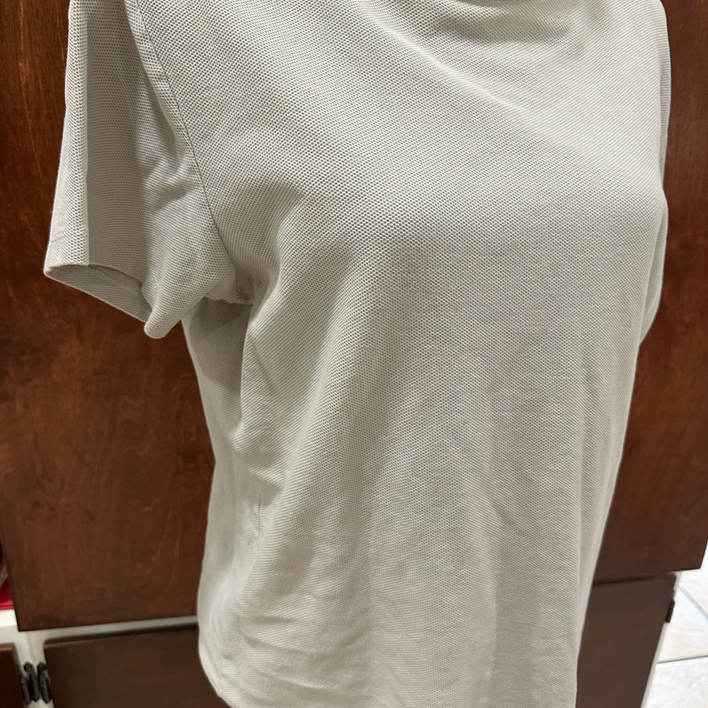 Women's Classic Gray Top
